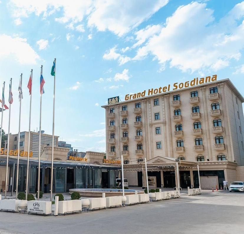 Grand Hotel Sogdiana Самарканд Екстериор снимка