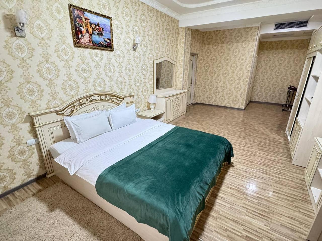 Grand Hotel Sogdiana Самарканд Екстериор снимка
