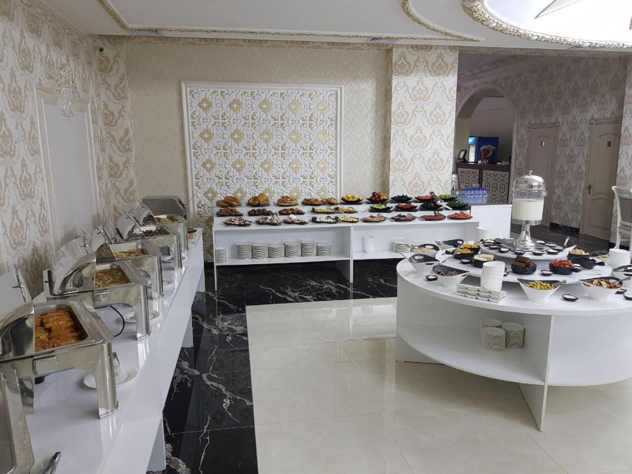 Grand Hotel Sogdiana Самарканд Екстериор снимка